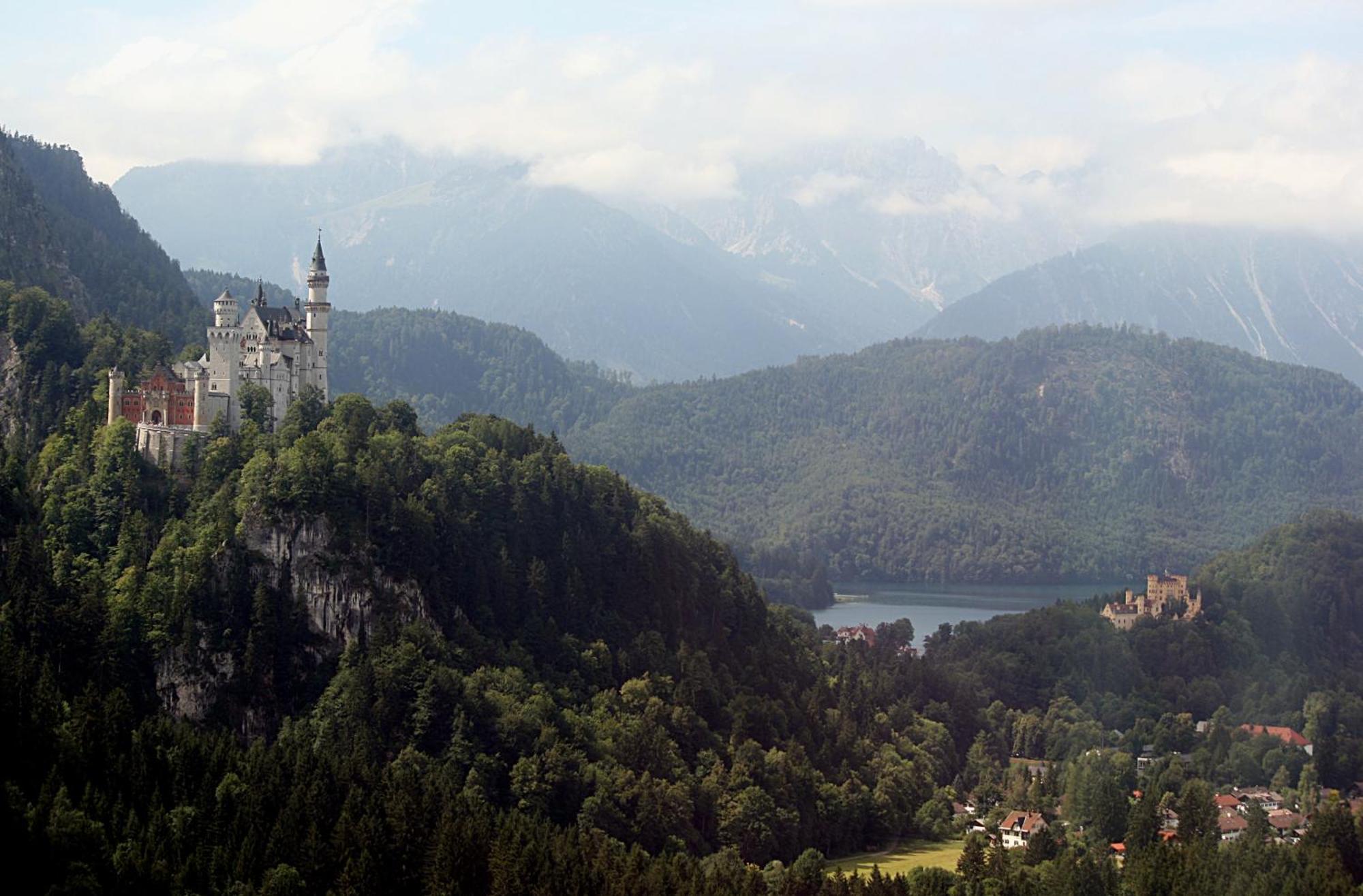 Gaestehaus U Ferienwohnungen Veronika Incl Fruehstuecksbuffet Und Koenigscard Mit 200 Kostenlosen Attraktionen Unterammergau Zewnętrze zdjęcie